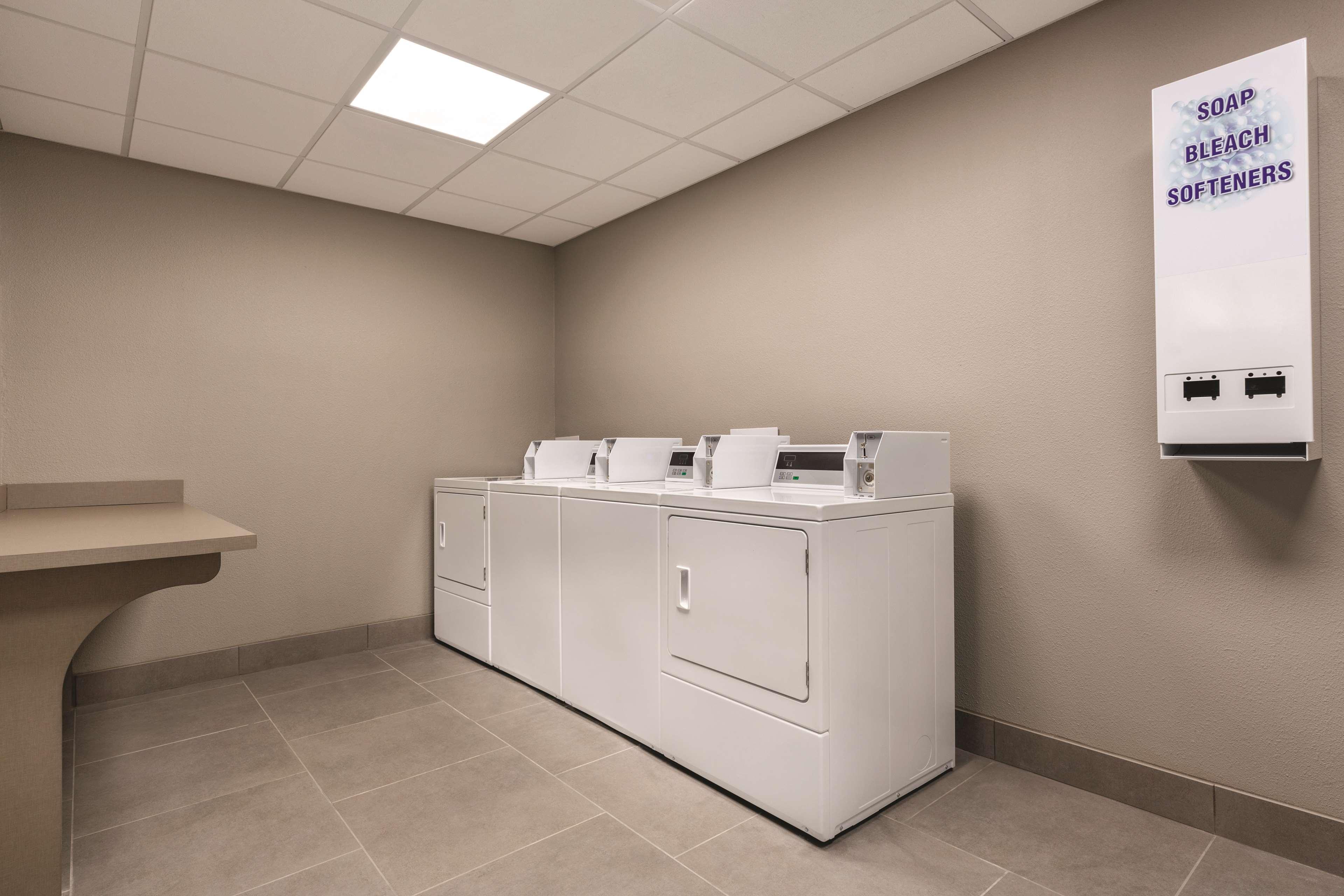 Country Inn & Suites By Radisson, Lubbock Southwest, Tx Extérieur photo